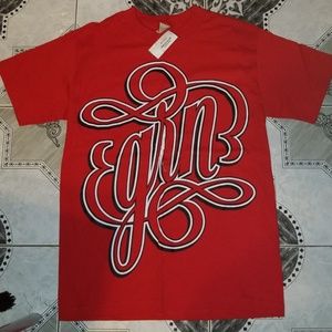 GrnAppleTree Men's Red 'Engraved' Tee Sz S NWT